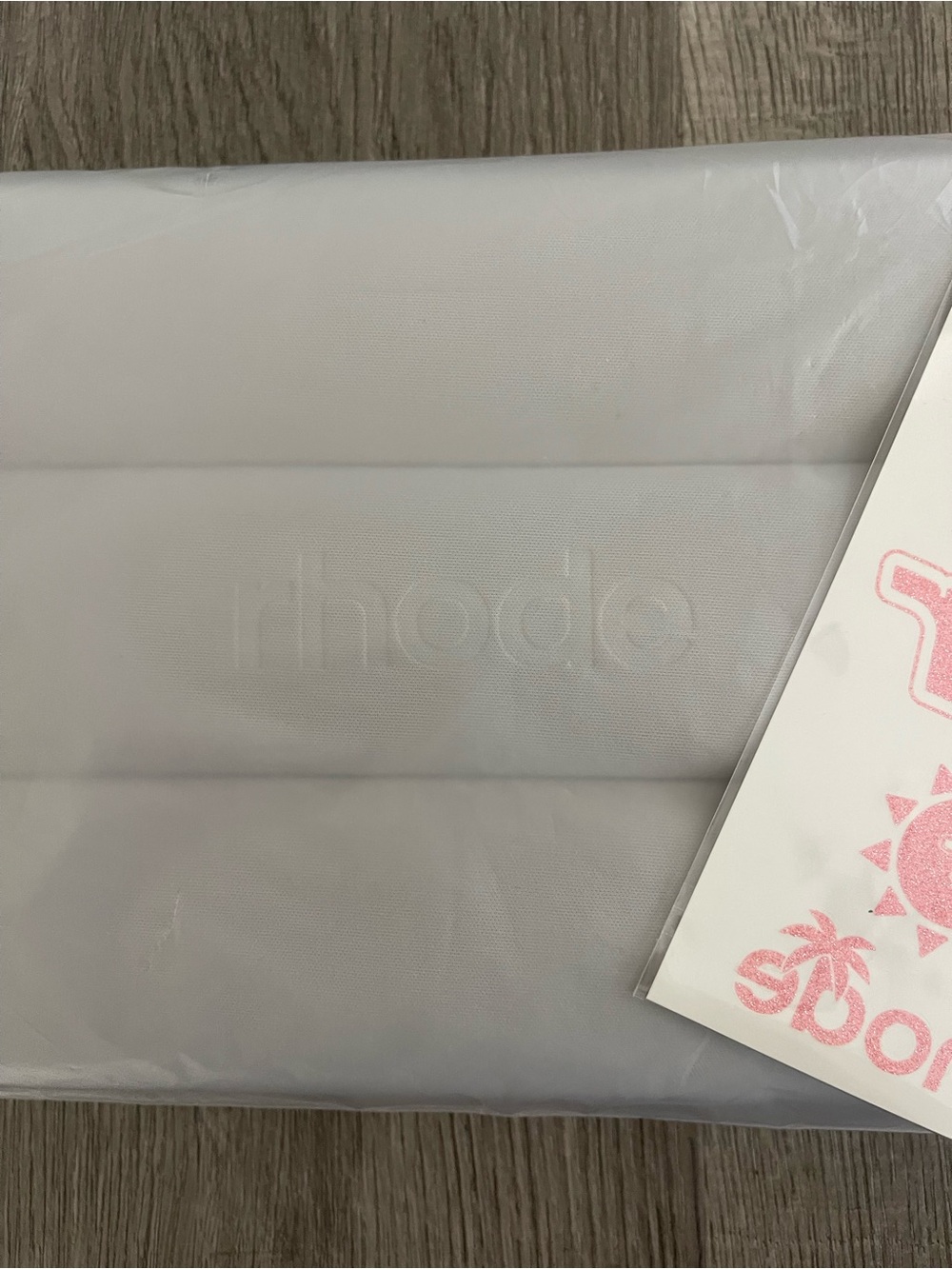 NIP Rhode Hailey Bieber Signature Gray Bubble Bag - Picture 3 of 7